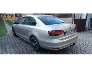 VOLKSWAGEN JETTA VI 1.4 TSI BMT Comfortline