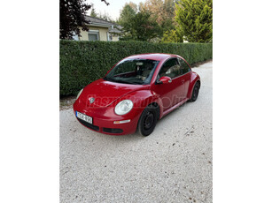 VOLKSWAGEN NEW BEETLE 1.4