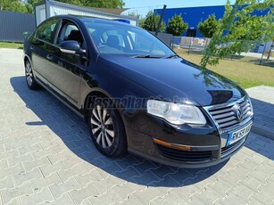 VOLKSWAGEN PASSAT VI 2.0 CR TDI Comfortline BlueMotion Angol