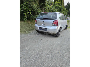 VOLKSWAGEN POLO IV 1.4 80 16V Trendline