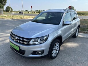 VOLKSWAGEN TIGUAN 2.0 CR TDI Sport&Style 4Motion SZERVIZKÖNYV