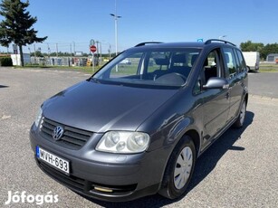 Volkswagen Touran 1.6 2 tulaj.friss műszaki.von...