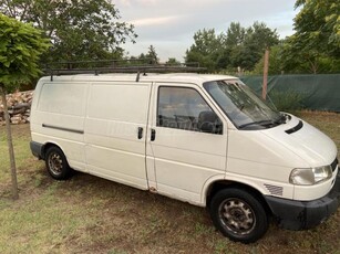 VOLKSWAGEN TRANSPORTER T4 Caravelle 2.5 TDI