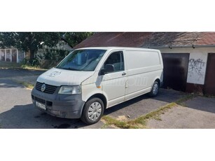 VOLKSWAGEN TRANSPORTER T5 1.9 TDI