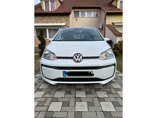 VOLKSWAGEN UP e-Up! Tulajdonostól.vezetett szervízkönyv!