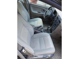 VOLVO S40 1.8