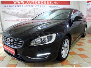 VOLVO V60 2.0 [T4] Summum Geartronic 74.000 KM! KAMERA! BŐR! DVD! NAVI! SÁVTARTÓ! TÁVOLSÁGTARTÓ! NAPFÉNYTETŐ! MO-i!