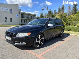 Volvo V70 2.5 T Summum