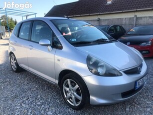 Honda Jazz 1.2 DSI benzin jéghideg klimával