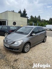 Mercedes-Benz B 170