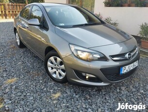 Opel Astra J Sedan 1.6 Enjoy EURO6 Magyarország...