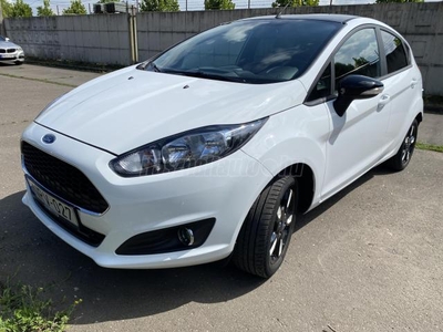 FORD FIESTA 1.0 GTDi EcoBoost Black&White