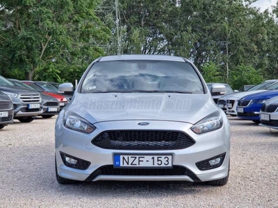 FORD FOCUS 1.5 TDCI ST-Line Black Powershift FOGLALÓZVA!