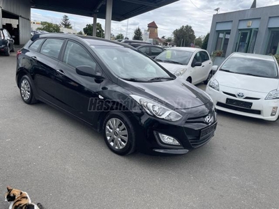 HYUNDAI I30 CW 1.4i Life 146376KM!