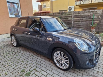 MINI COOPER 2.0 SD (Automata) John Cooper Works Sport