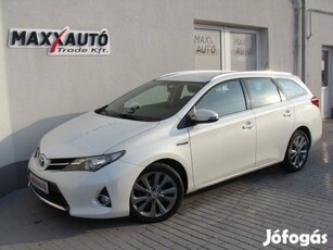 Toyota Auris Touring Sports 1.8 HSD Lounge (Aut...