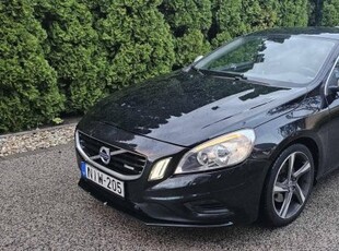 Volvo S60 2.0 D [D3] Momentum Geartronic