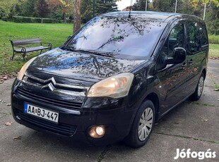 Citroen Berlingo 1.6 benzin 5 személyes, klíma