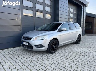 Ford Focus 1.6 TDCi Trend Szervizkönyv / Klíma...