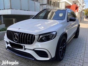 Mercedes-AMG GLC 63S AMG 1 kézből Sérülésmentes...