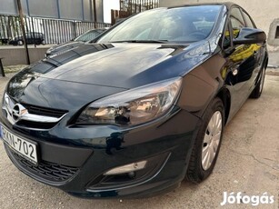 Opel Astra K 1.4 T Excite Notchback 24.000 km E...