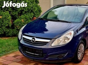 Opel Corsa D 1.0 Essentia Klíma. El ablak stb