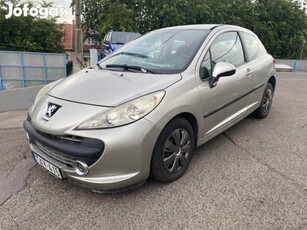 Peugeot 207 1.4 16V Urban 110.e km szép és jó á...