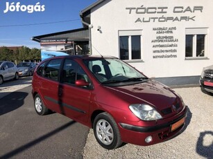 Renault Scenic Scénic 1.6 16V Privilege Magyaro...