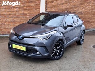 Toyota C-HR 1.8 Hybrid Executive e-CVT Barna Bő...