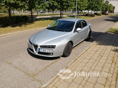 ALFA ROMEO 159