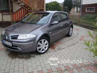 RENAULT Mégane