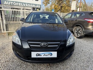 Eladó Kia Cee'd