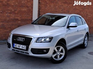 AUDI Q5 3.0 TDI DPF quattro S-tronic Friss Műsz...