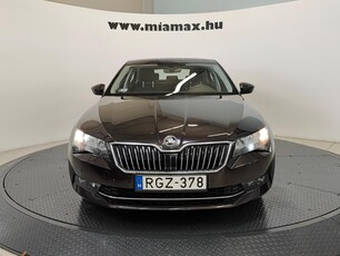 Eladó Skoda Superb