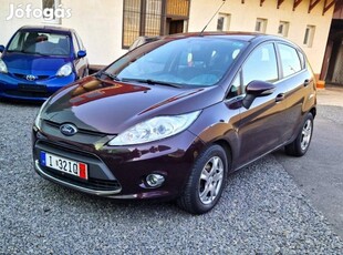 Ford Fiesta 1.4 Colourline Friss műszaki !