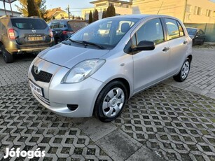 Toyota Yaris 1.3 Sol AC