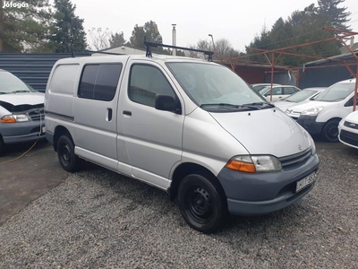 Toyota HI-ACE