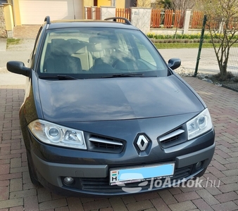 RENAULT Mégane