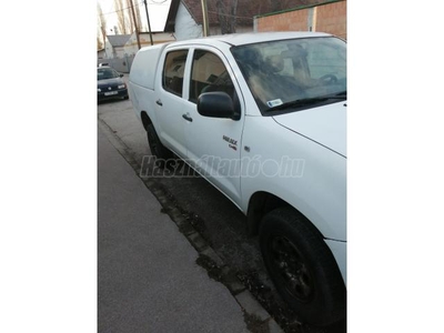 TOYOTA HI LUX Hilux 2.5 D-4D 4x4 Double Comfort