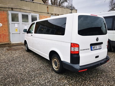 VOLKSWAGEN TRANSPORTER T5 Mikrobusz 2.0 CR TDI (9 személyes )