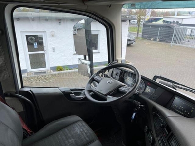 VOLVO FH460/ ADR / 551.000km KITŰNŐ ÁLLAPOT