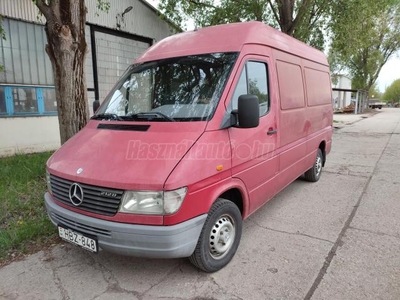 MERCEDES-BENZ SPRINTER 212 D 902.462 2.9 20 éve egy tulaj.kilakatolva új vezérlés