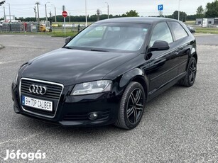 AUDI A3 1.6 Ambition igazolt kevés km.klíma.alu...