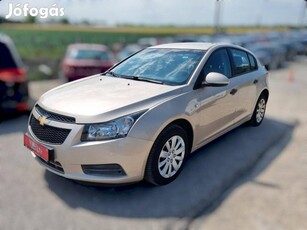 Chevrolet Cruze 1.6 LS Plus 3 Év kiterjesztett...