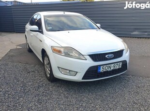 Ford Mondeo 2.0 FFV Titanium Napfénytető- vonóh...