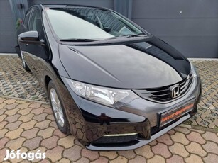 Honda Civic 1.4 Comfort Szép Sportos Ébenfekete...