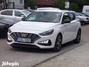 Hyundai I30 Fastback 1.5 T-GDi Comfort Mhev FOG...