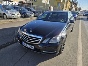 Mercedes-Benz E 200 CDI Blueefficiency Avantgar...