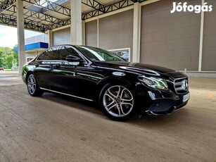 Mercedes-Benz E 220 d 9G-Tronic Végig Vezetett...