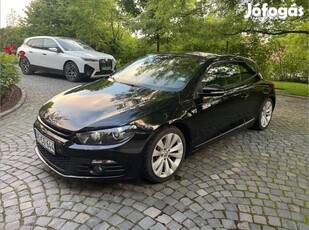 Volkswagen Scirocco 2.0 TFSI DSG Xenon. Félbőr....